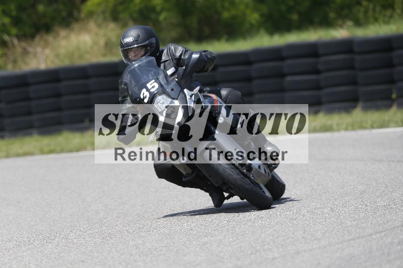 /27 12.06.2025 Ducati Schweiz Trackday Warmup  ADR/gruen-vert/35